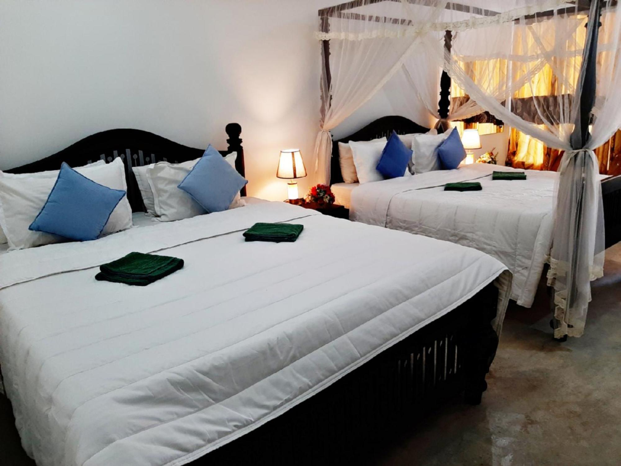Villa Blue Ocean Mirissa Bagian luar foto